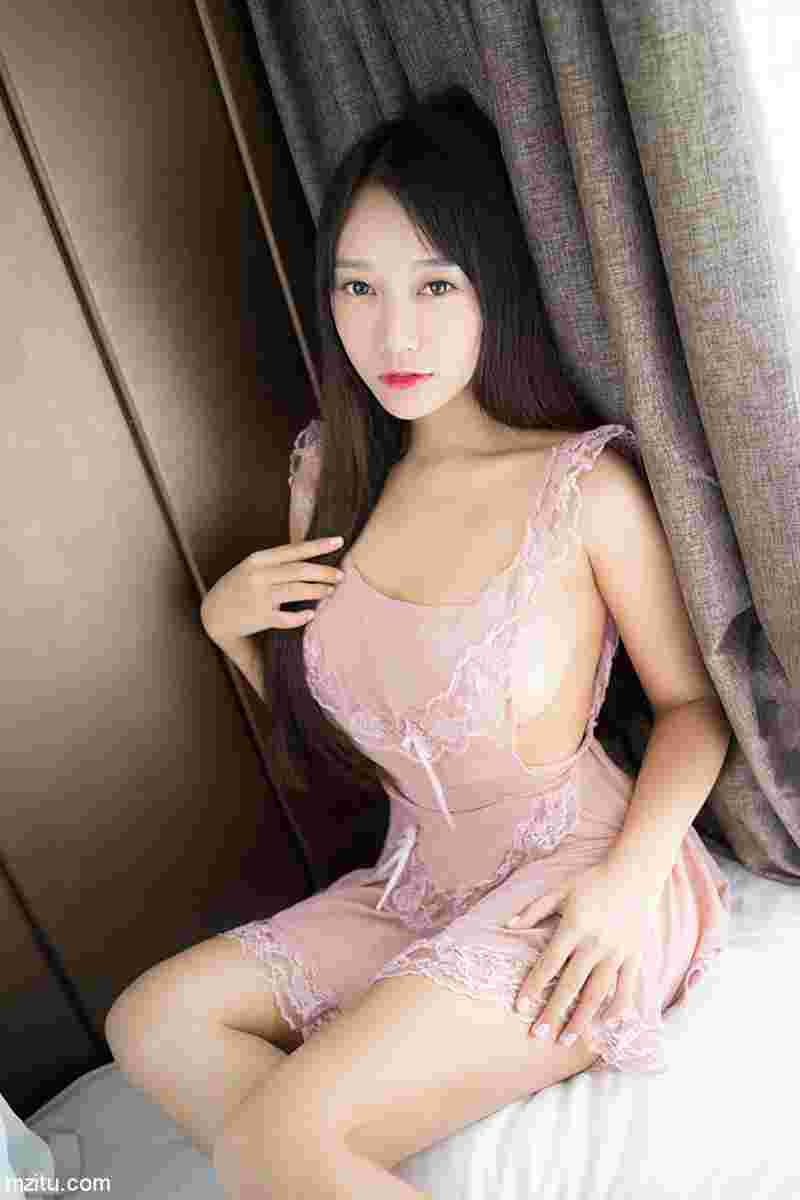 新疆额敏县：一条巷子见证两家人三代情